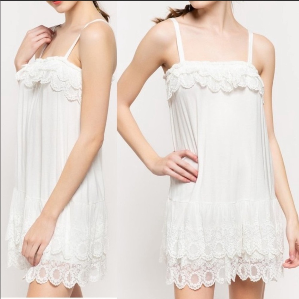 POL layer off white silky feel top dress